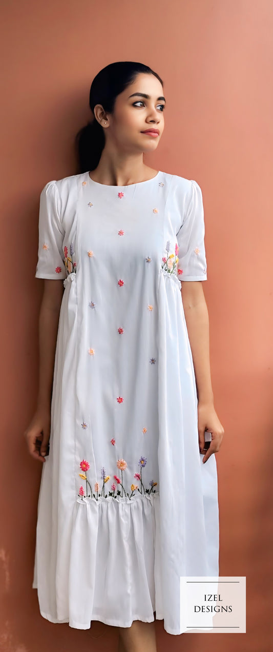 Hand embroidery maxi dress