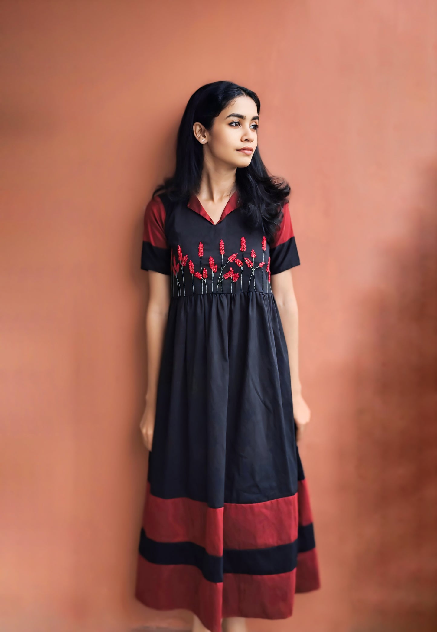 Hand embroidery gathered maxi dress