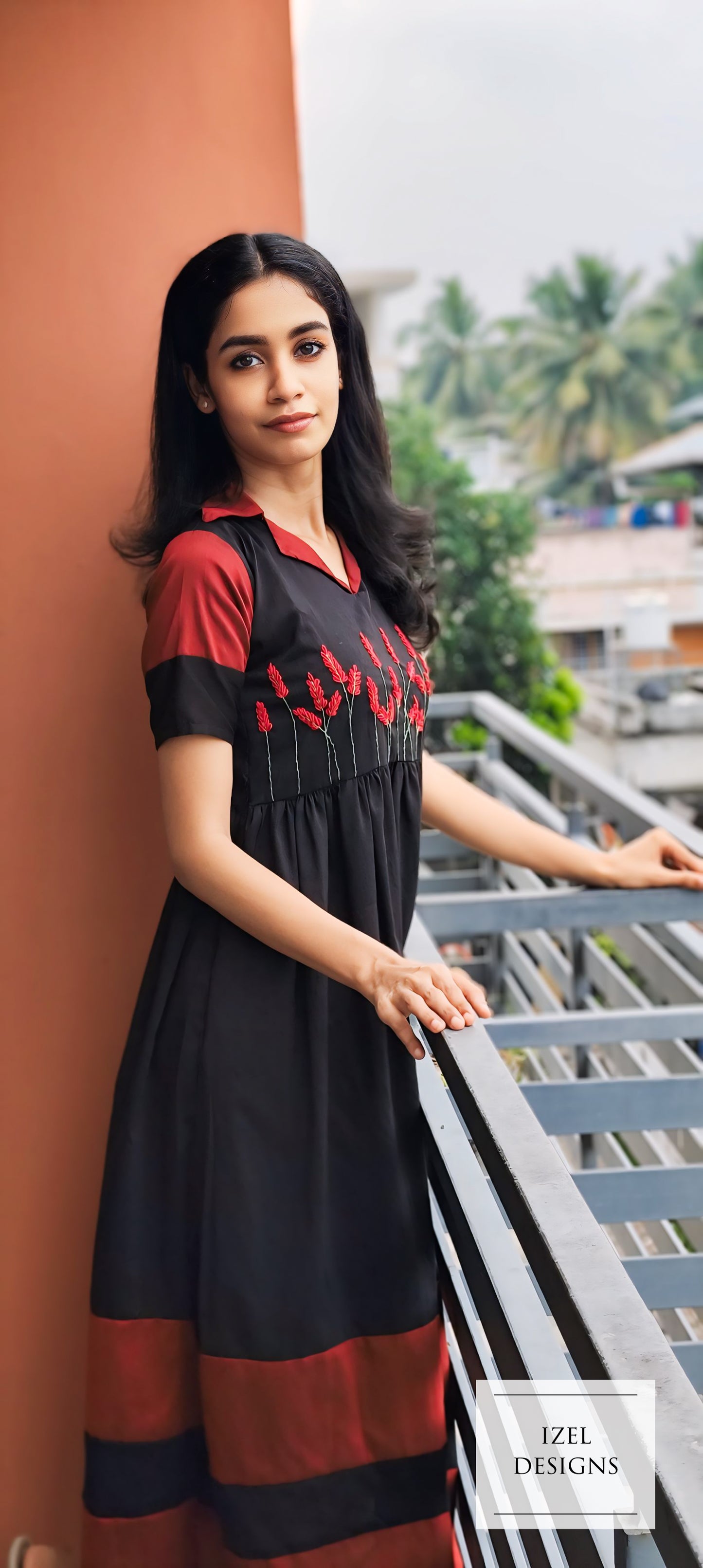 Hand embroidery gathered maxi dress