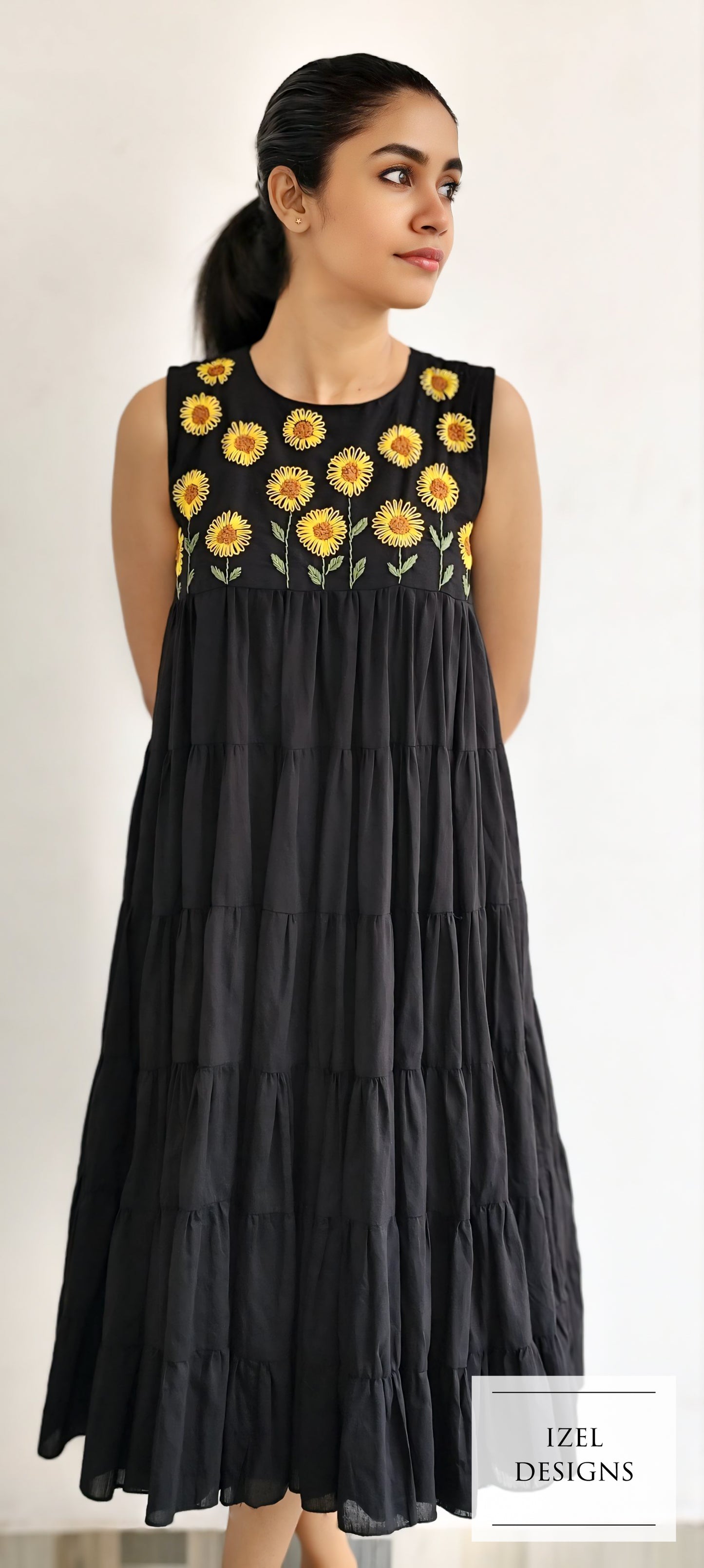 Hand embroidery layered midi dress
