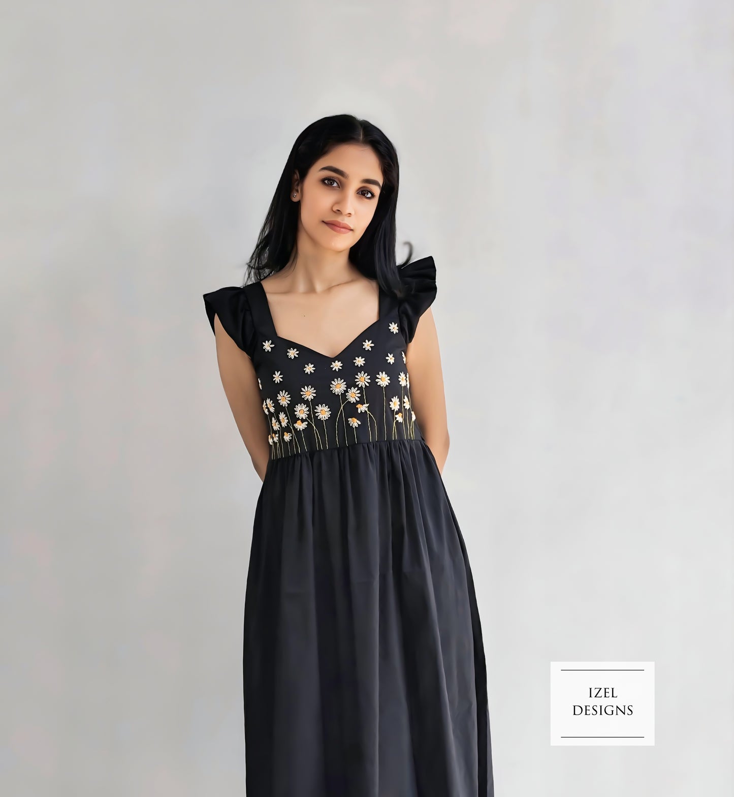 Hand embroidery gathered midi dress