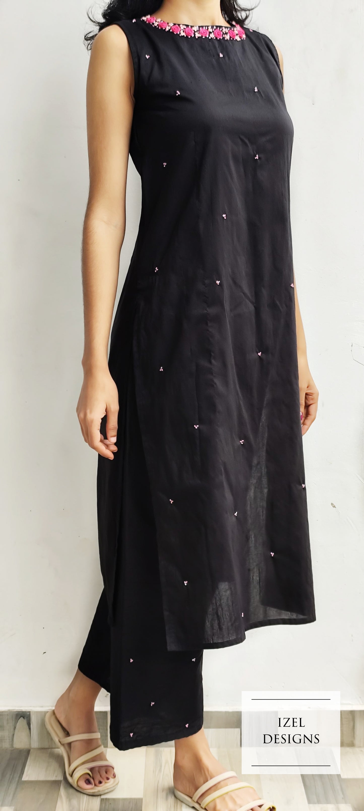 Hand embroidery slited top & loose bottom