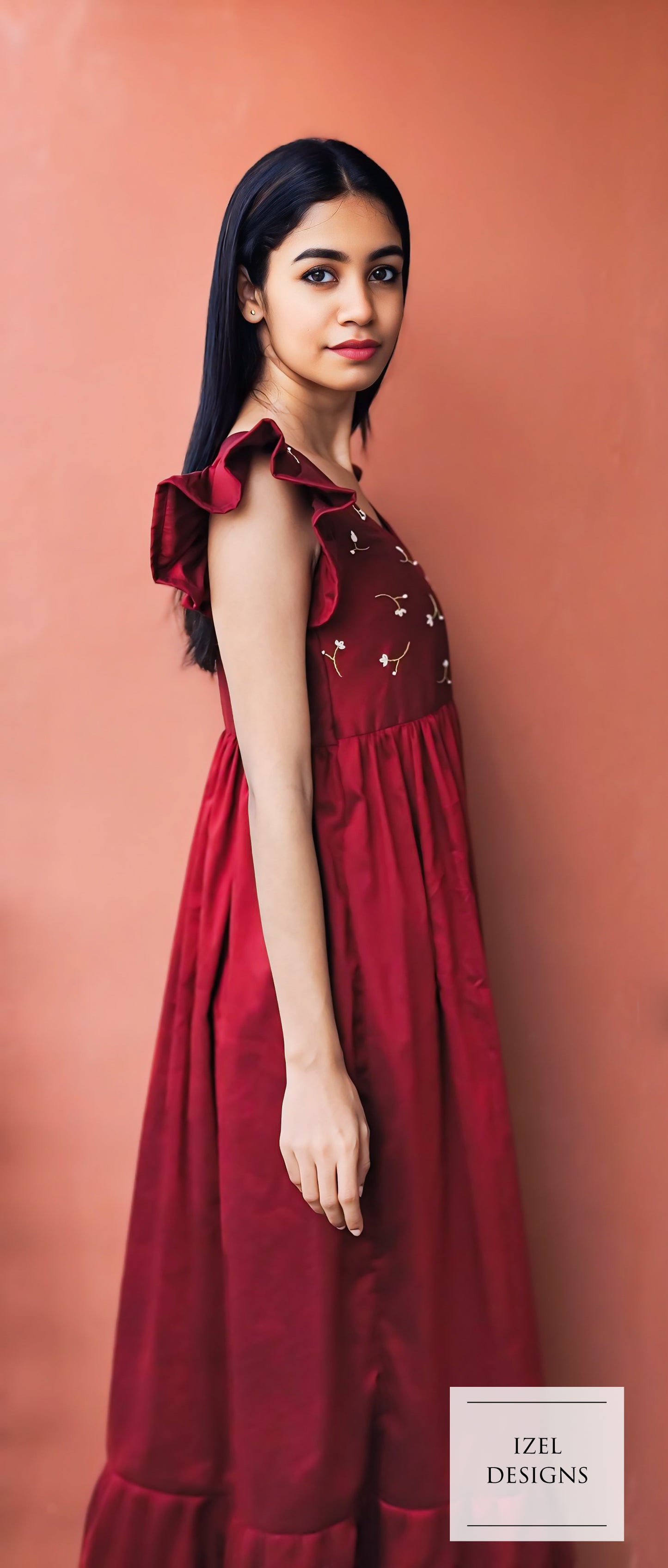 Hand embroidery gathered maxi dress