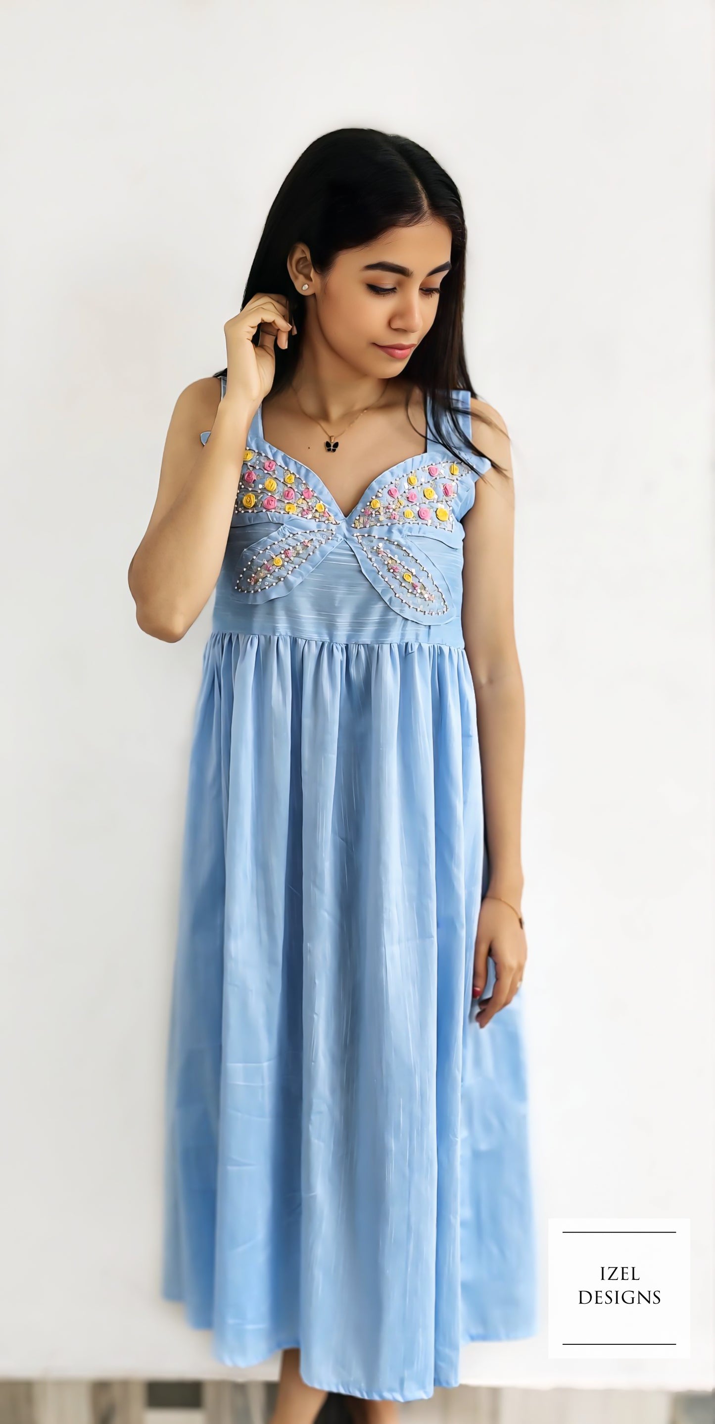 Hand embroidery gathered maxi dress