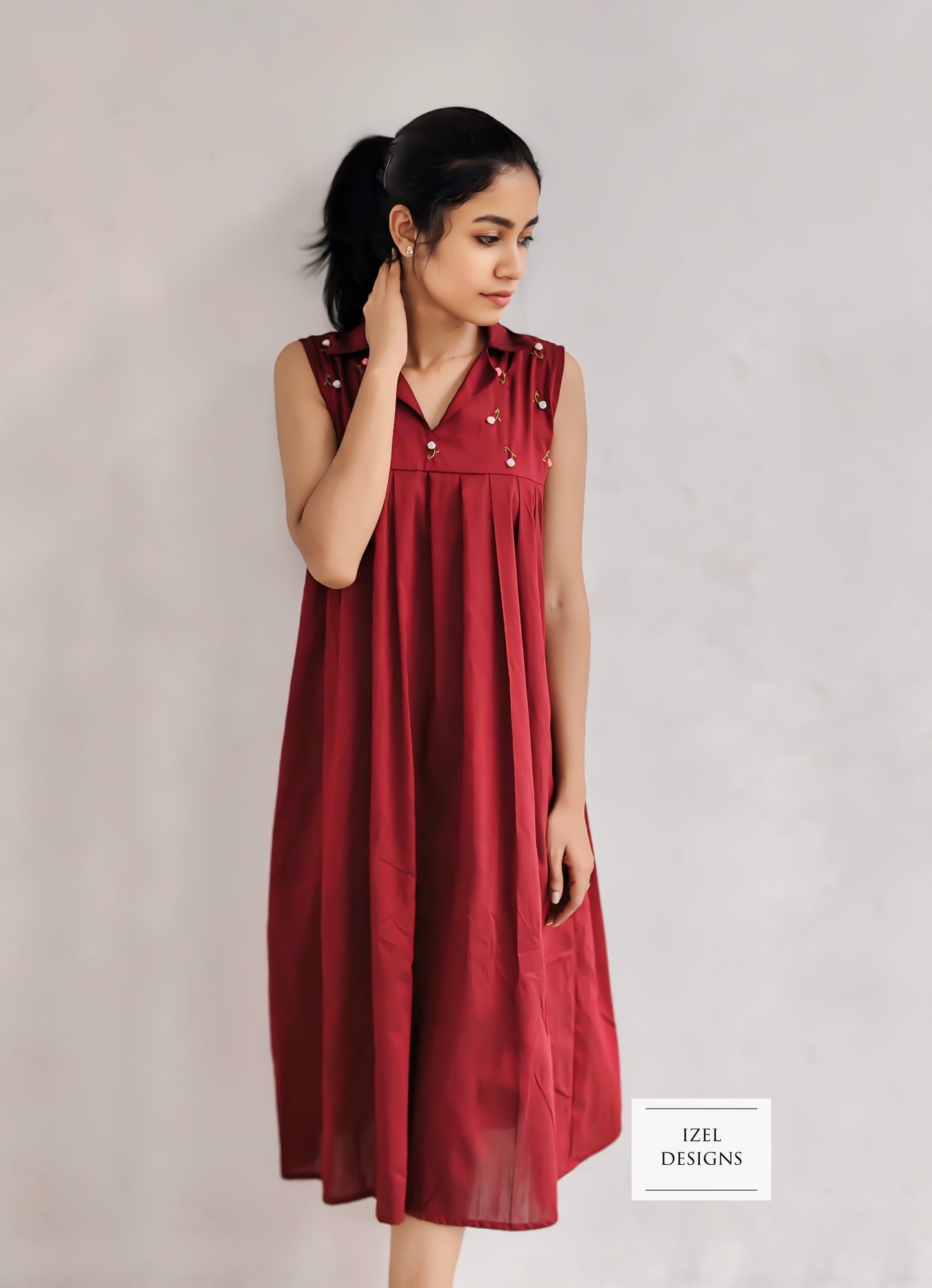 Hand embroidery  pleated midi dress